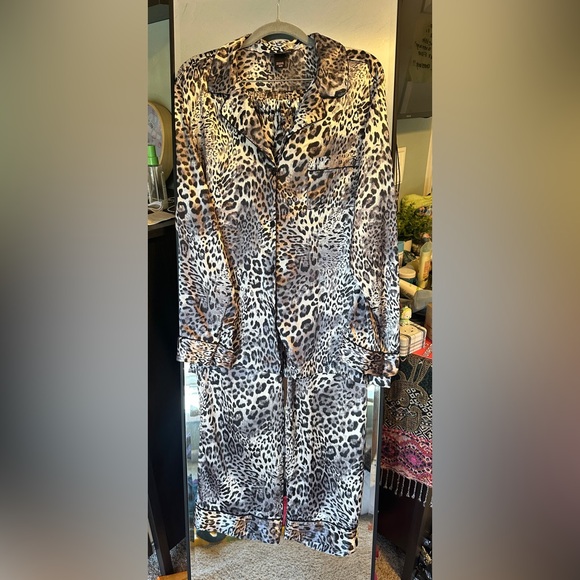 Victoria's Secret Other - Victoria’s Secret Grey Leopard Print Pajama Set